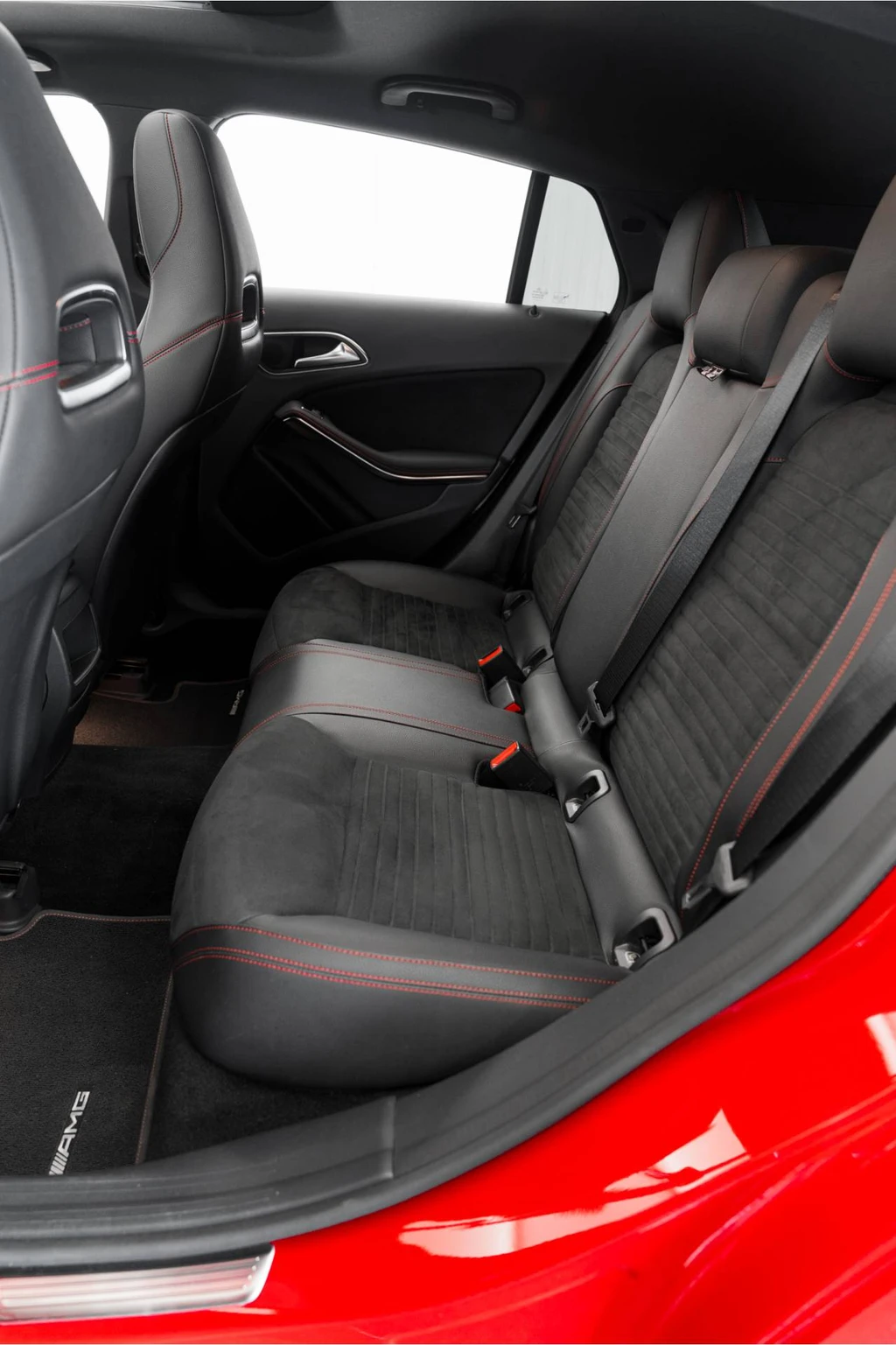 Mercedes-Benz CLA – foto 12