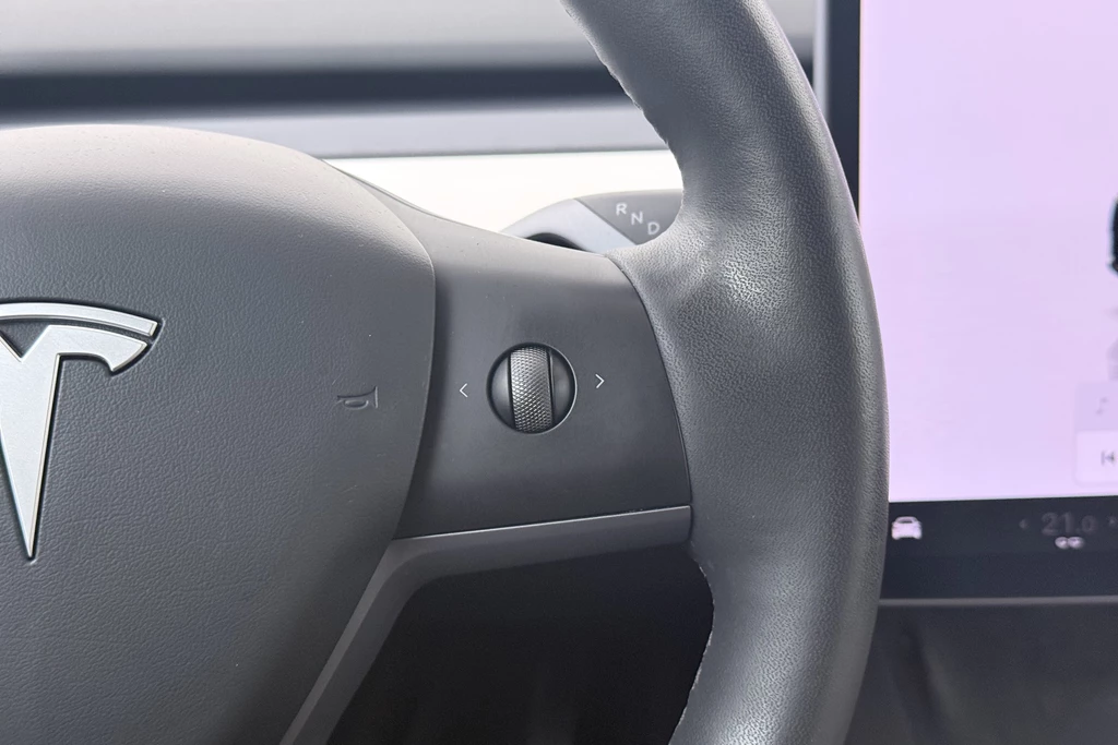 Tesla Model Y – foto 20