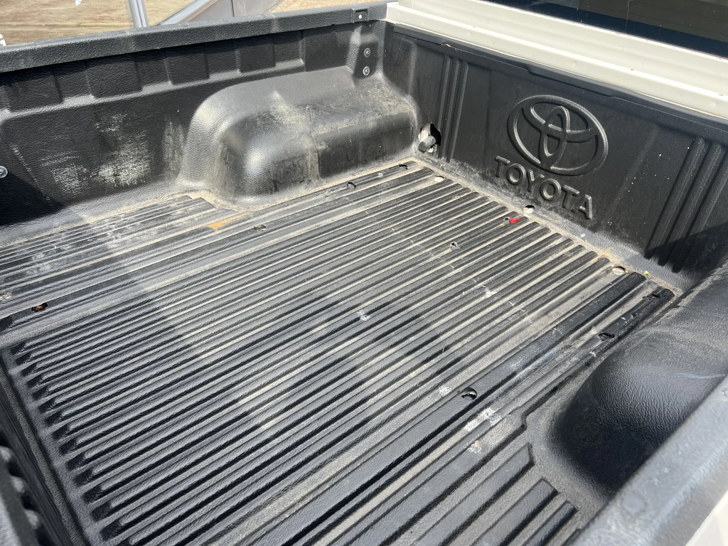 Toyota Hilux – foto 28