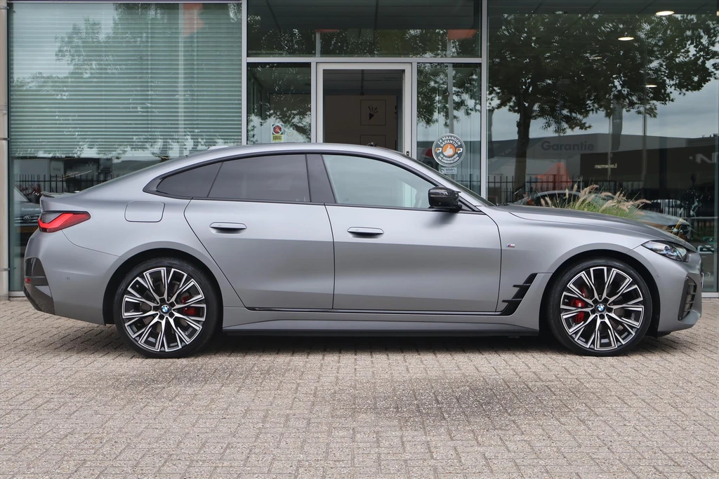 BMW i4 – foto 6