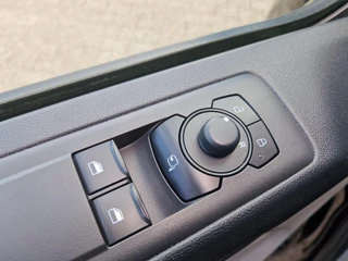 Ford Transit Custom – thumbnail 18