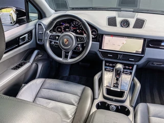 Porsche Cayenne – thumbnail 20