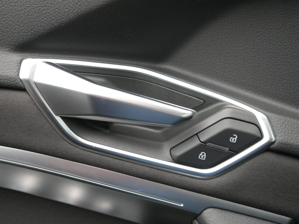 Audi e-tron – foto 35