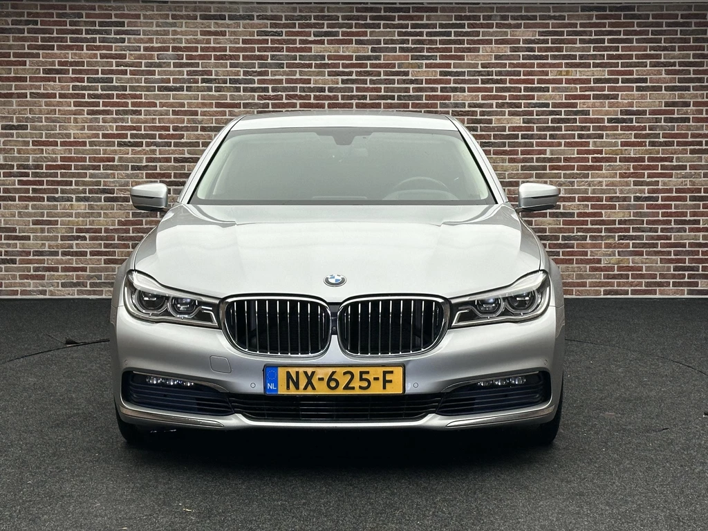 BMW 7 Serie – foto 12