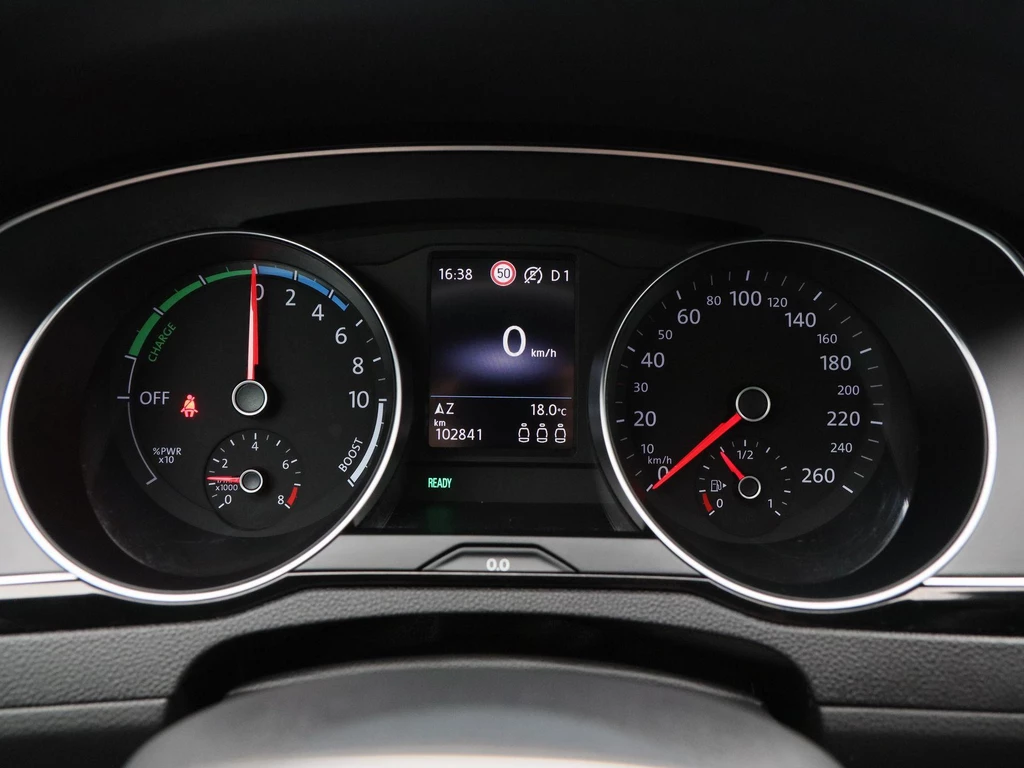 Volkswagen Passat – foto 22