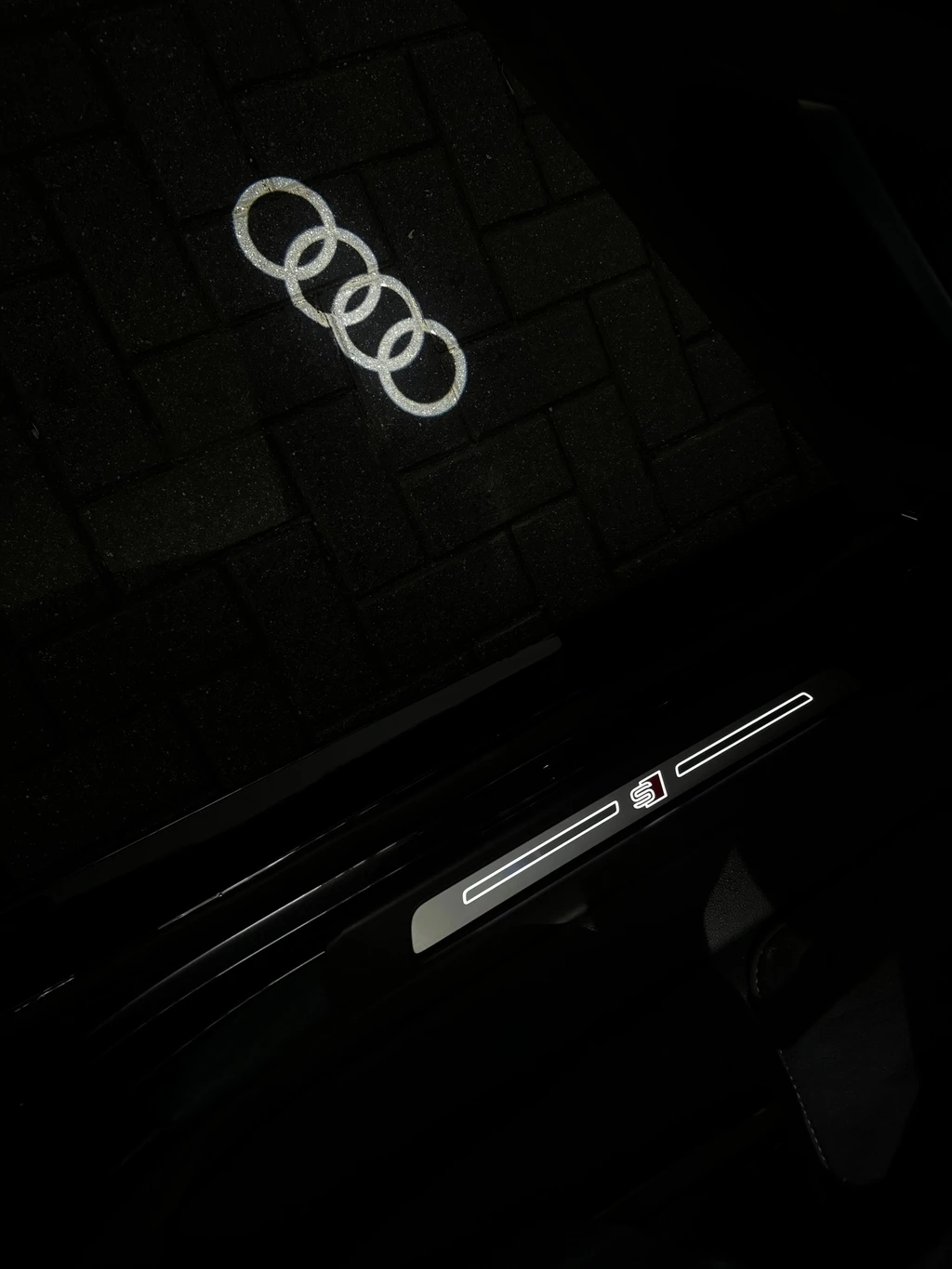 Audi Q8 – foto 22