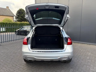 Mercedes-Benz GLA – thumbnail 12