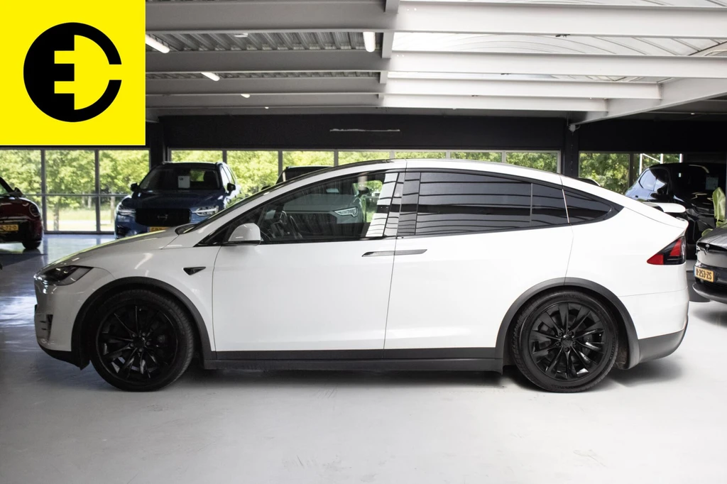Tesla Model X – foto 2