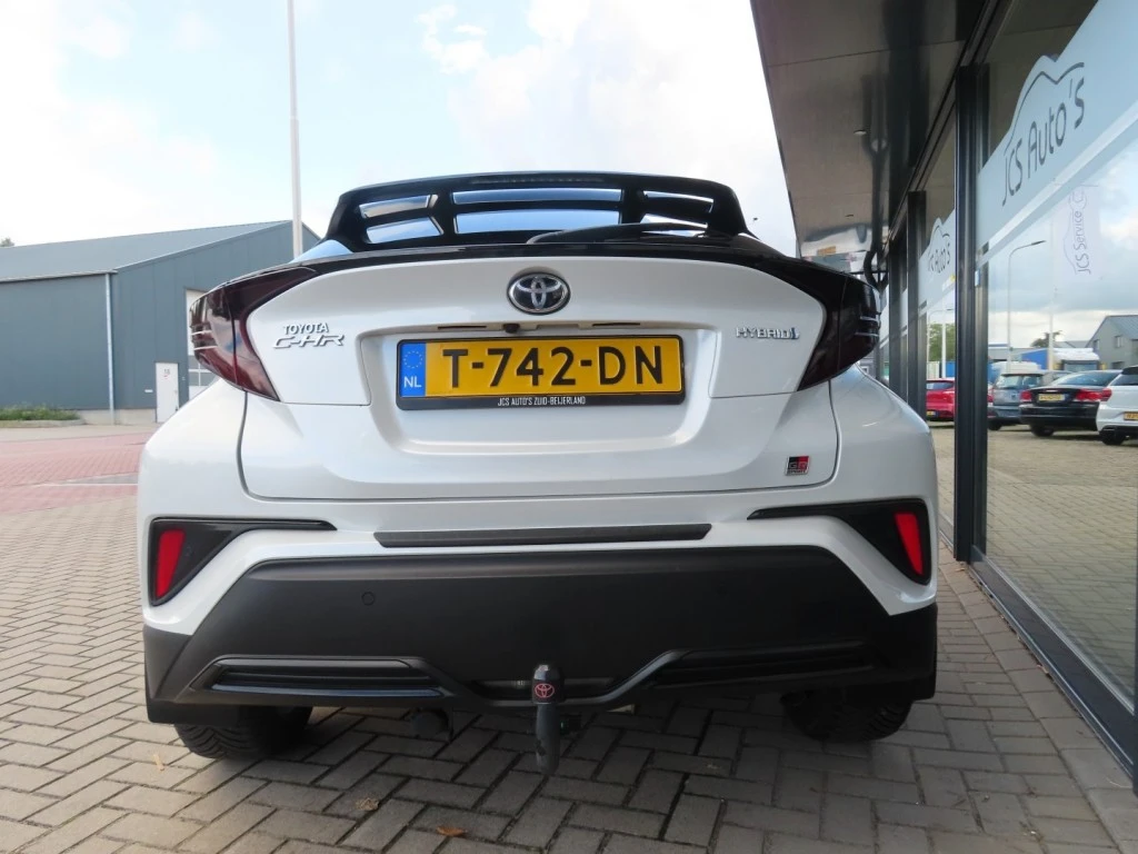 Toyota C-HR – foto 4