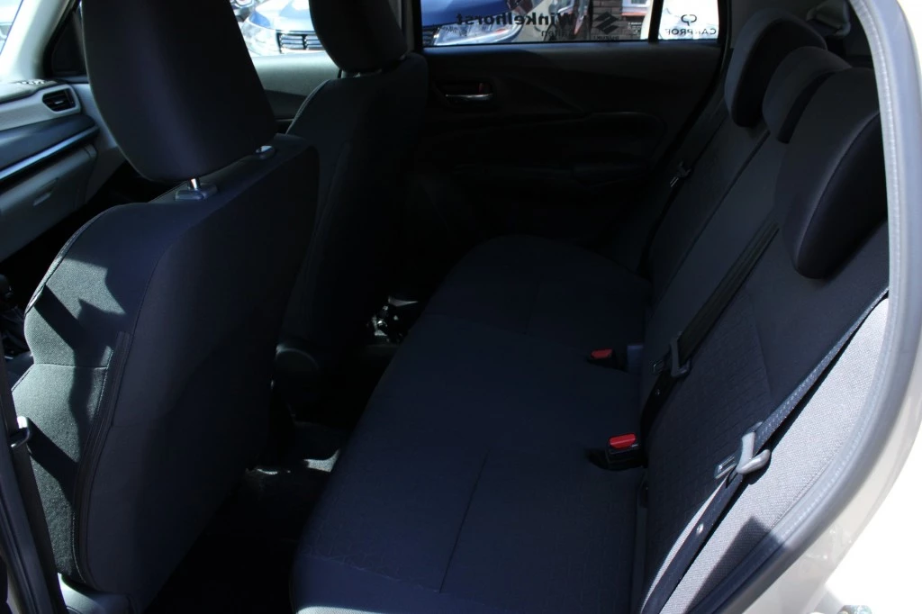 Suzuki Swift – foto 11