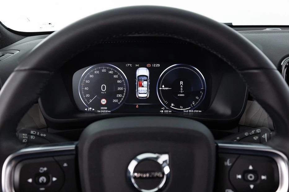 Volvo XC40 – foto 36