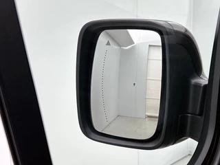 Renault Trafic – thumbnail 23