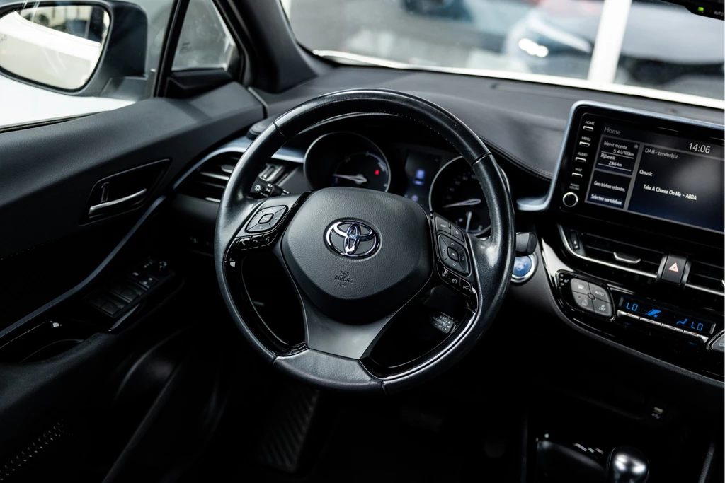 Toyota C-HR – foto 22