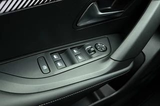 Peugeot 2008 – thumbnail 16