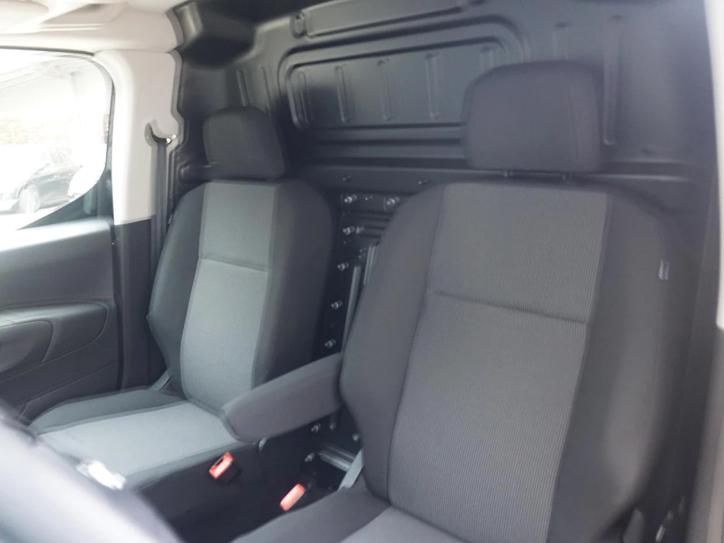 Opel Combo-e – foto 11