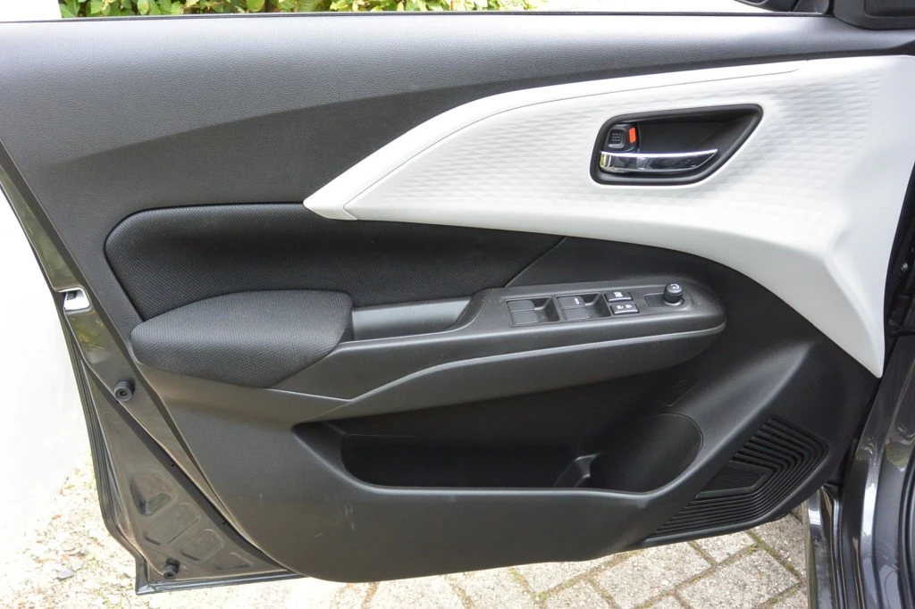 Suzuki Swift – foto 15