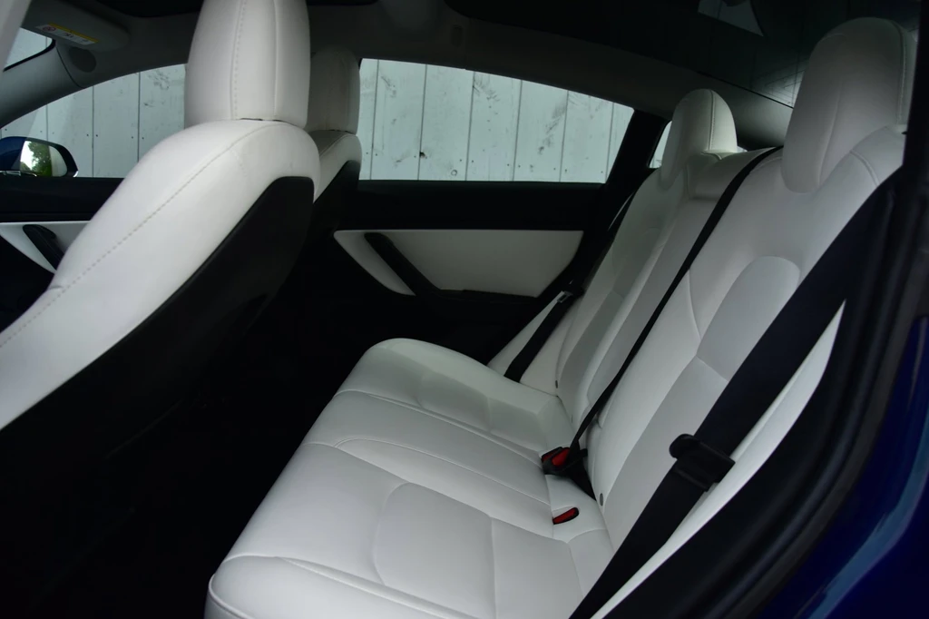 Tesla Model 3 – foto 11