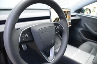 Tesla Model 3 – thumbnail 16