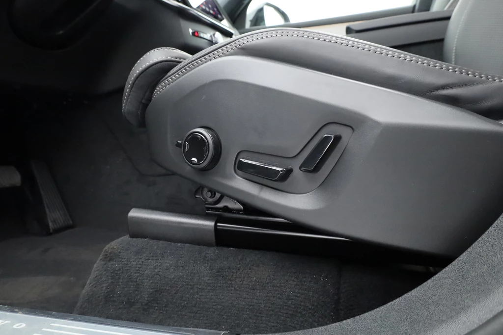 Volvo XC90 – foto 14