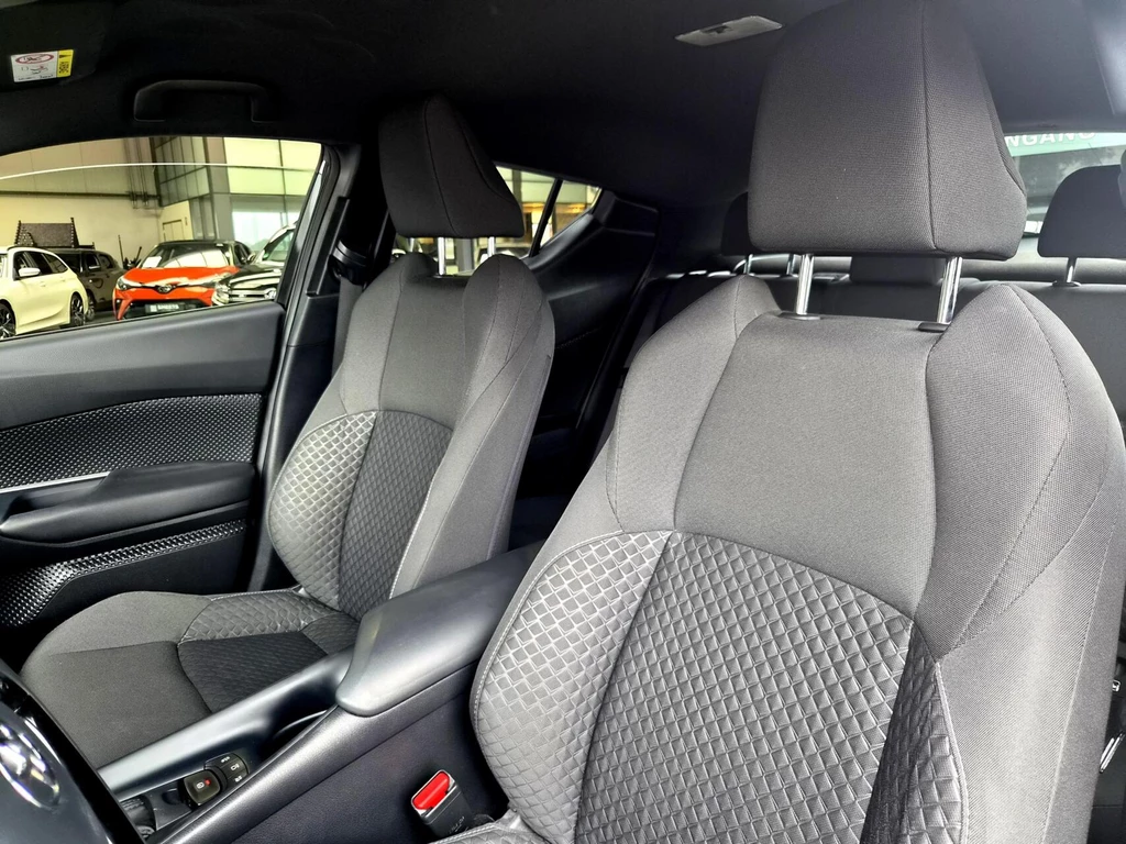 Toyota C-HR – foto 42