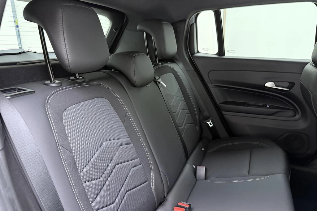 Jeep Avenger – foto 16