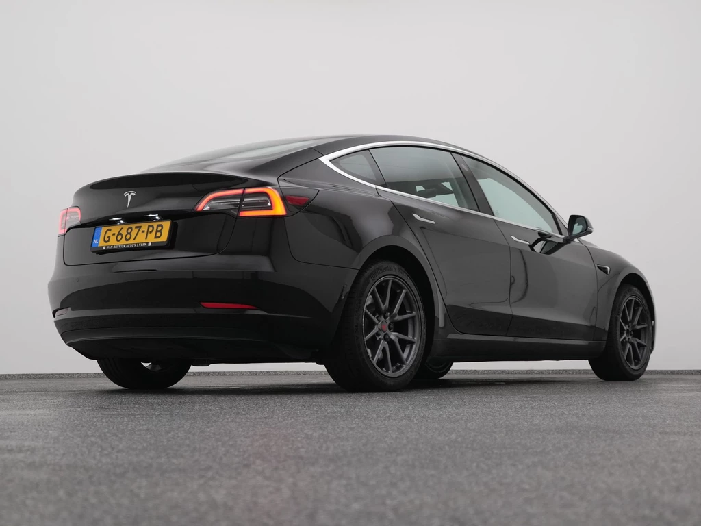 Tesla Model 3 – foto 12