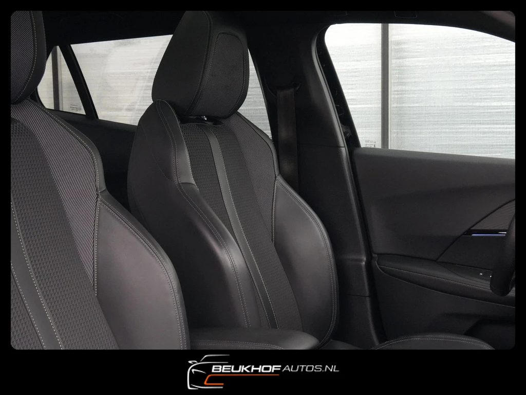 Peugeot e-2008 – foto 25