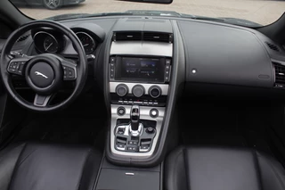 Jaguar F-Type – thumbnail 9