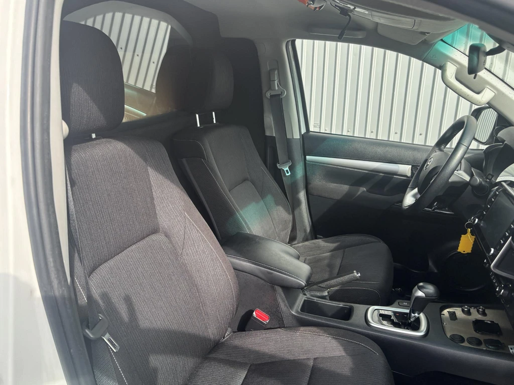 Toyota Hilux – foto 13