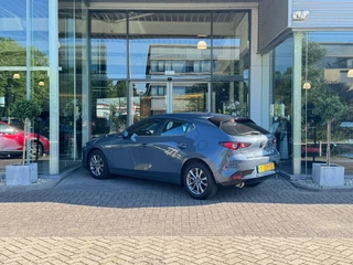 Mazda 3 – thumbnail 1