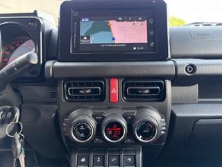 Suzuki Jimny – thumbnail 9