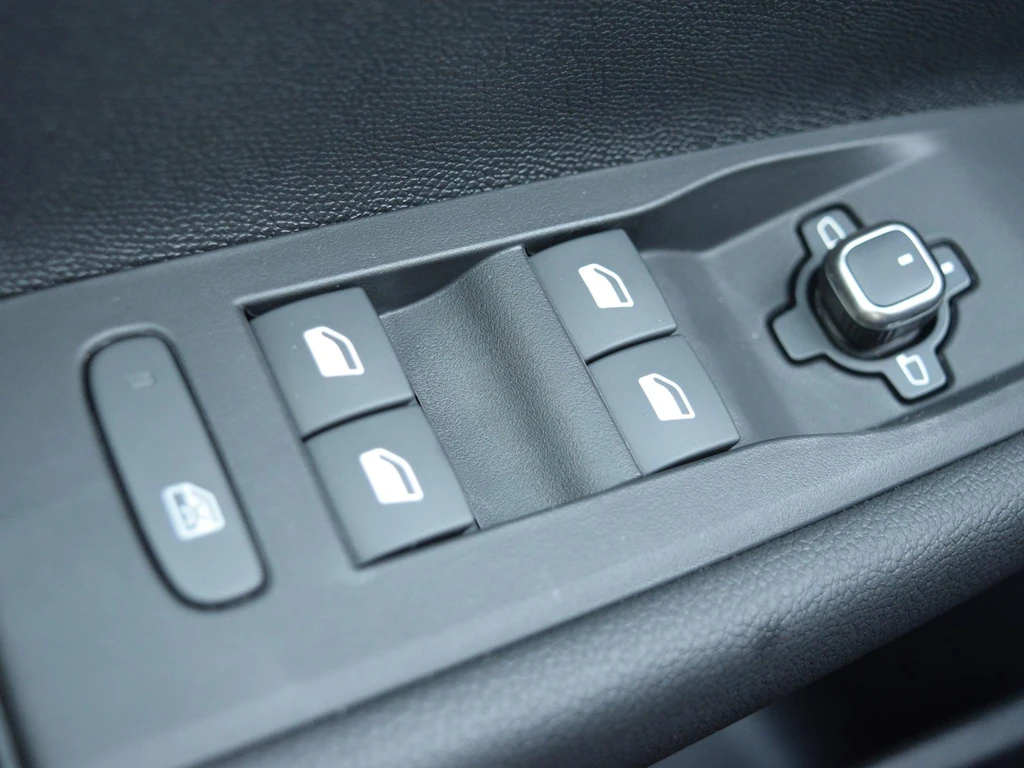 Opel Astra – foto 18
