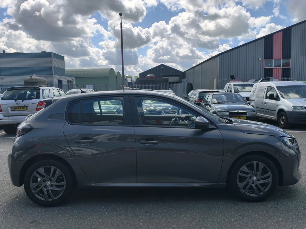 Peugeot 208 – foto 6