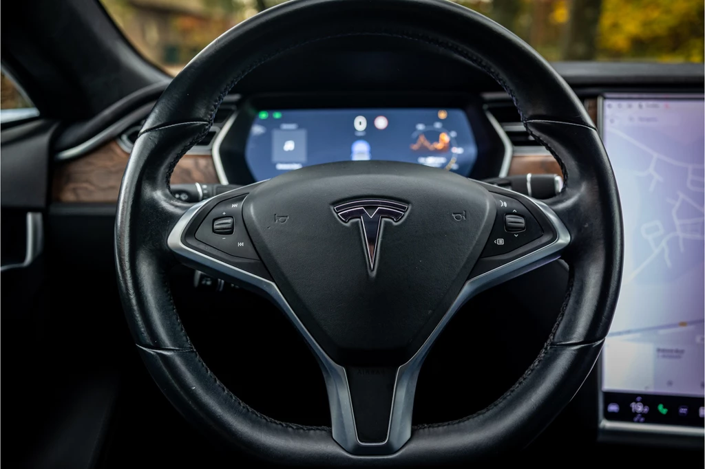 Tesla Model S – foto 14