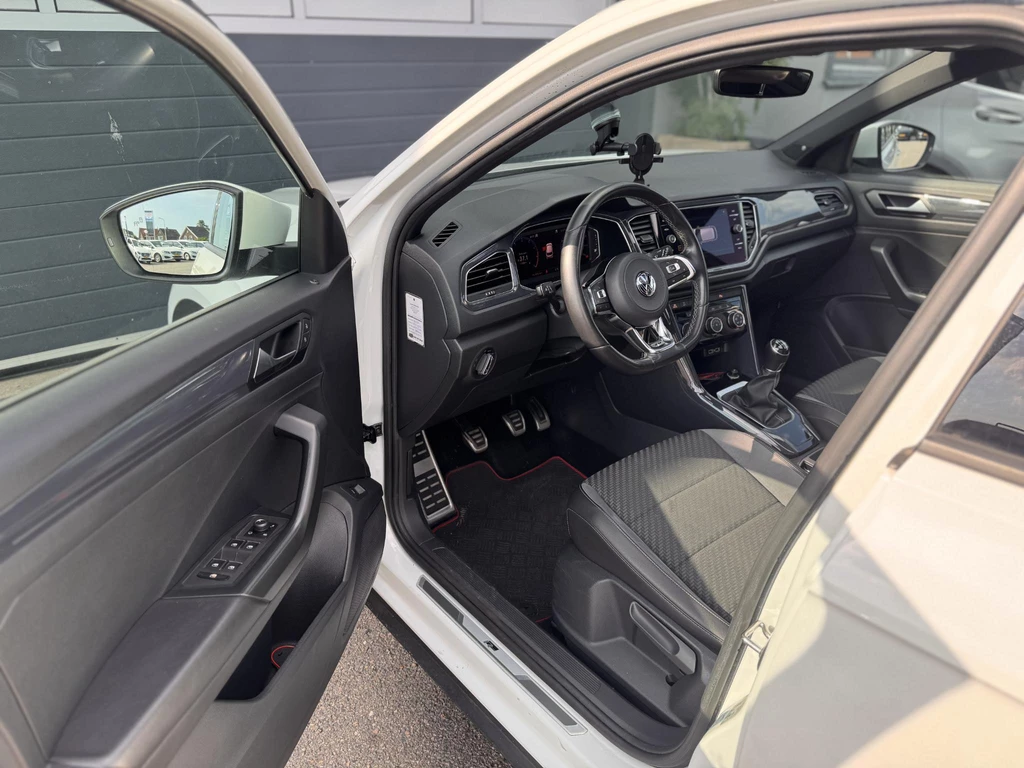 Volkswagen T-Roc – foto 15