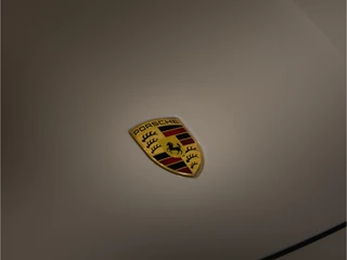 Porsche Taycan – thumbnail 19