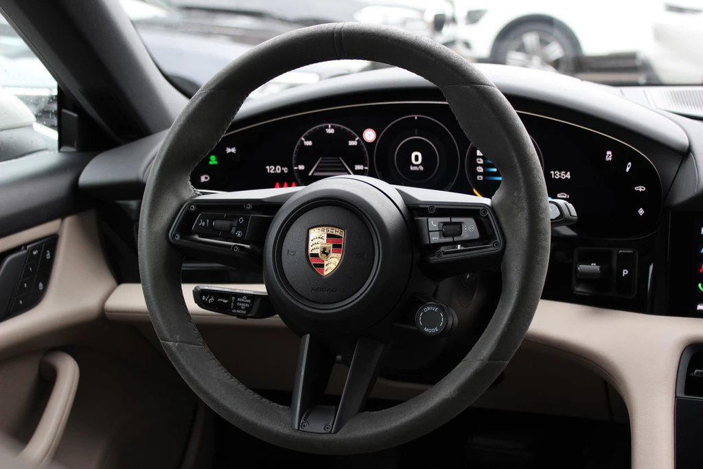 Porsche Taycan – foto 19