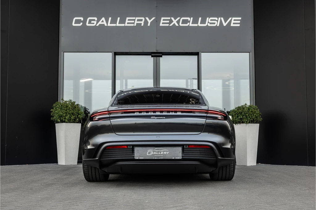Porsche Taycan – foto 6