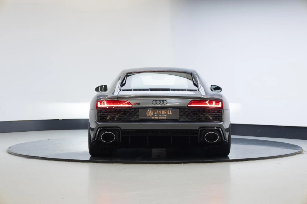 Audi R8 – foto 4