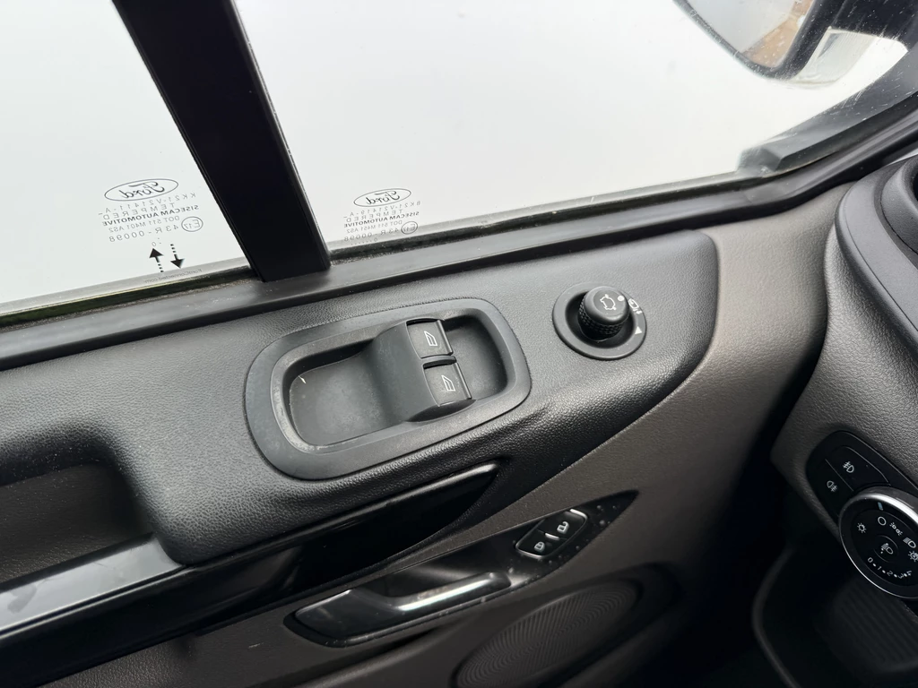 Ford Transit Custom – foto 29