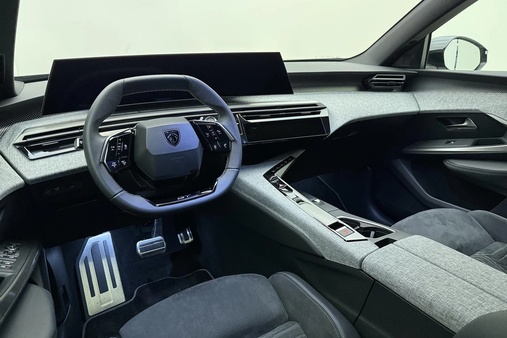 Peugeot e-5008 – foto 21