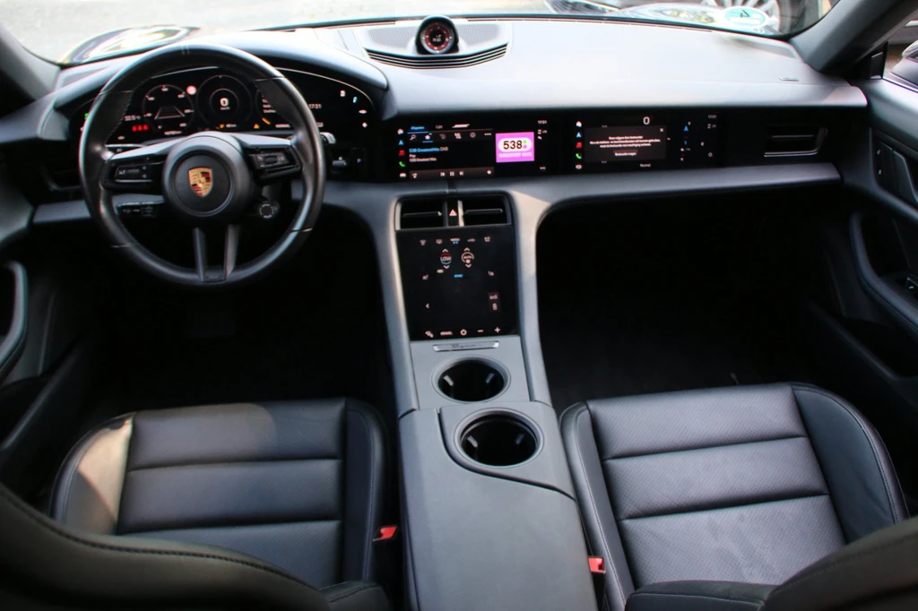 Porsche Taycan – foto 8