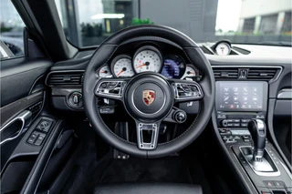 Porsche 911 – thumbnail 17