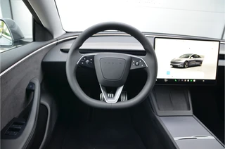 Tesla Model 3 – thumbnail 16