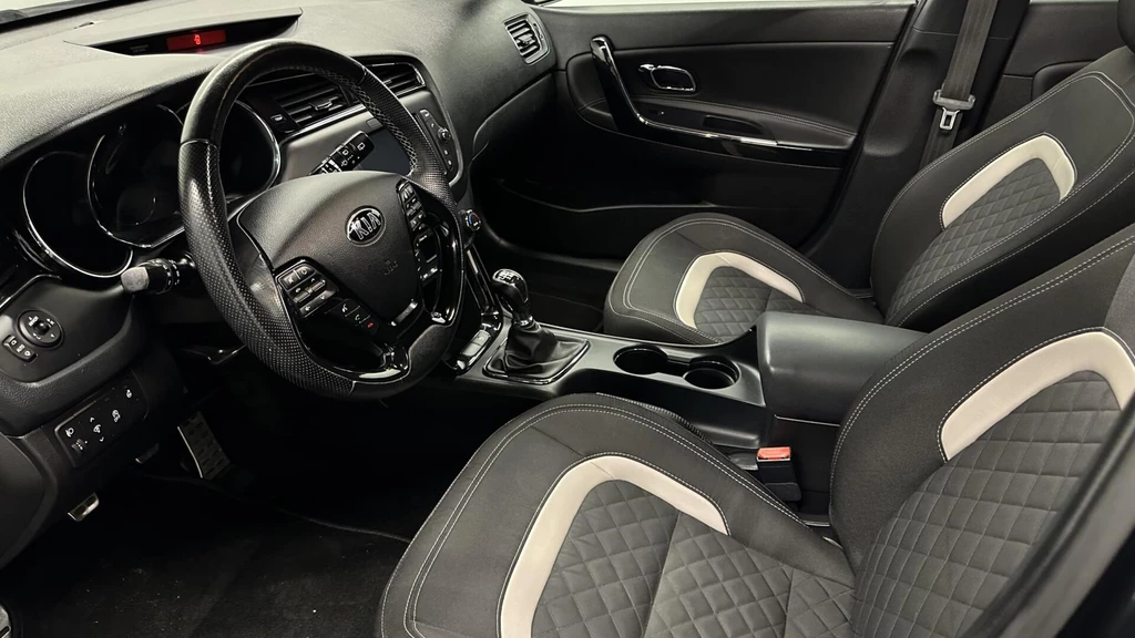 Kia cee'd – foto 18