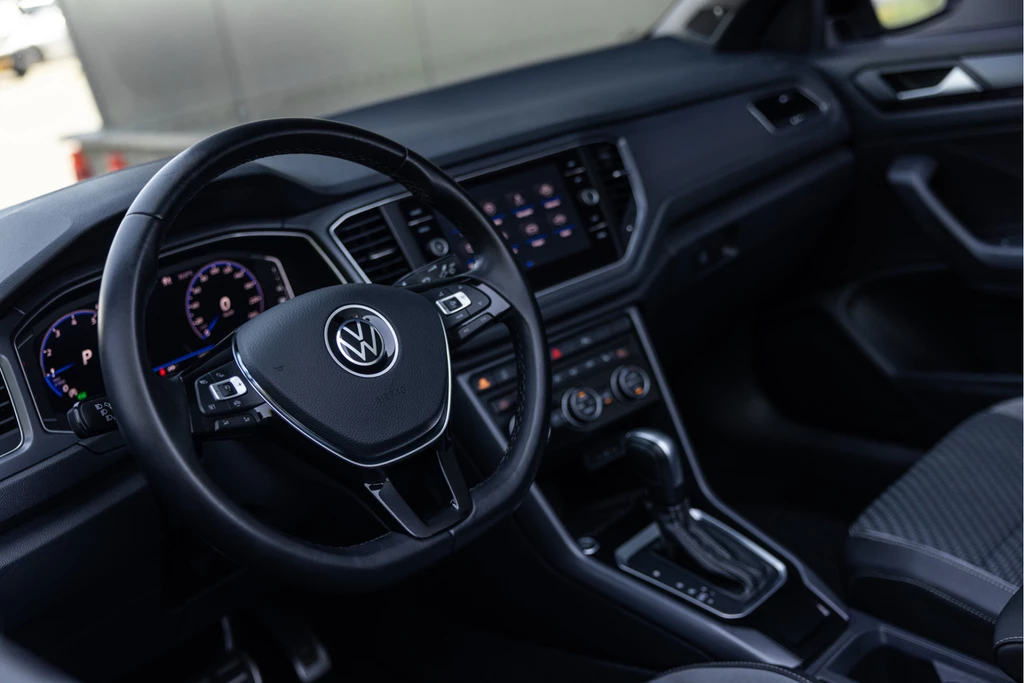 Volkswagen T-Roc – foto 12