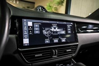 Porsche Cayenne – thumbnail 46