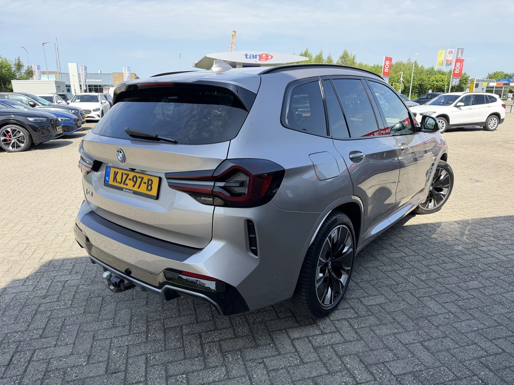 BMW iX3 – foto 6