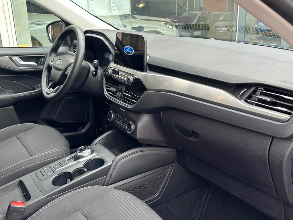 Ford Kuga – foto 12