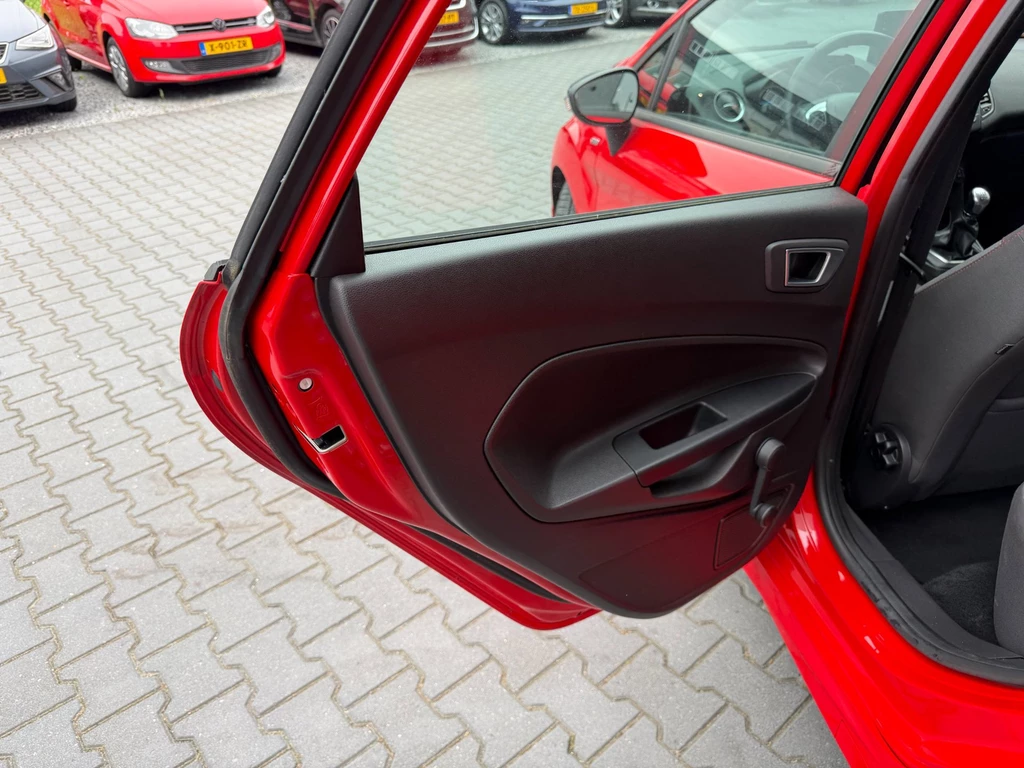 Ford Fiesta – foto 11